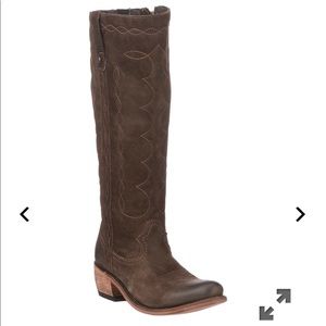 Liberty Black Boots Style LB-71110 *NEVER WORN*